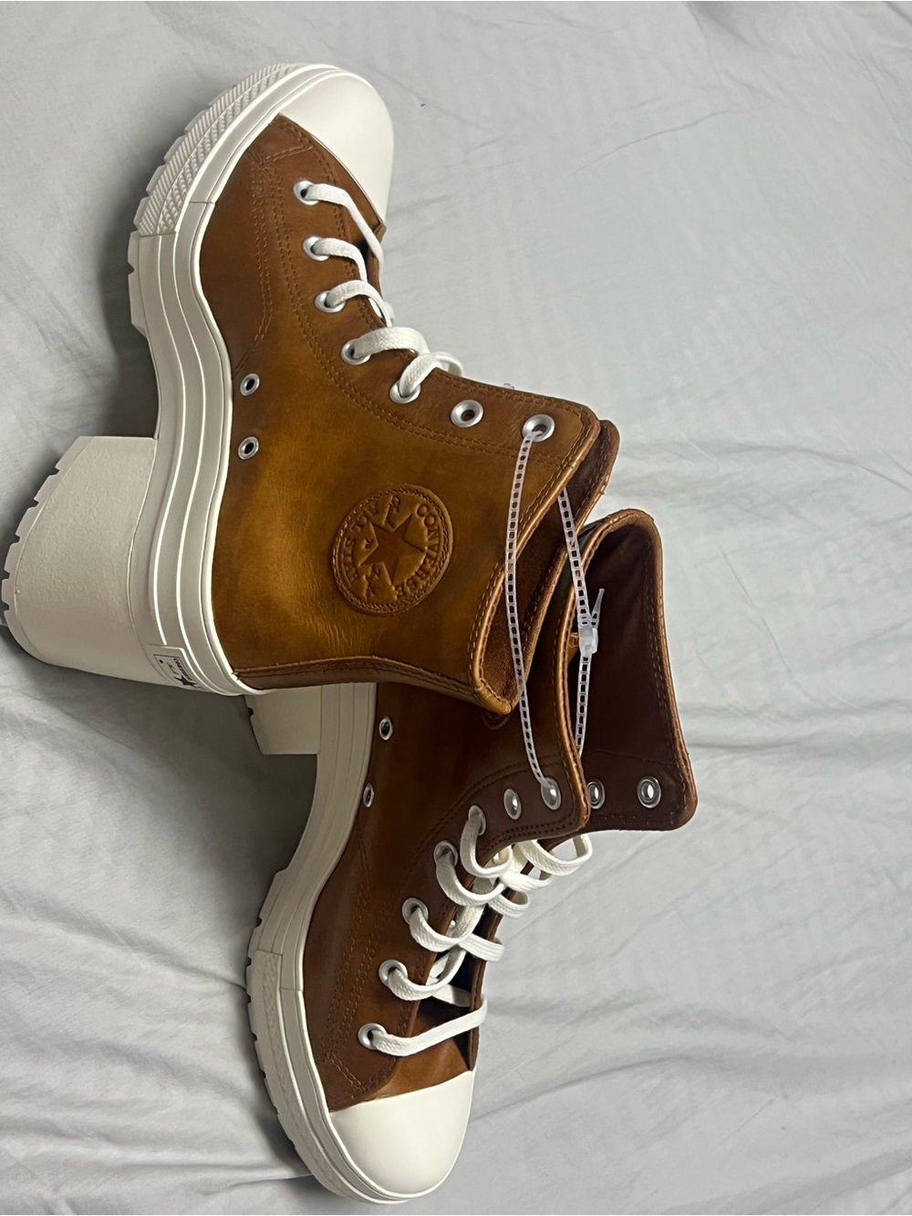 Converse

Chuck 70 De Luxe Heel - Picture 8 of 16